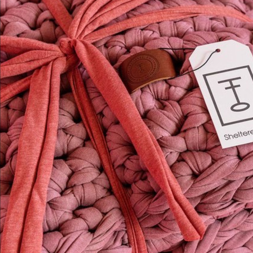 Sheltered Co Weighted Blanket